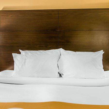 Quality Inn & Suites Houghton Kültér fotó
