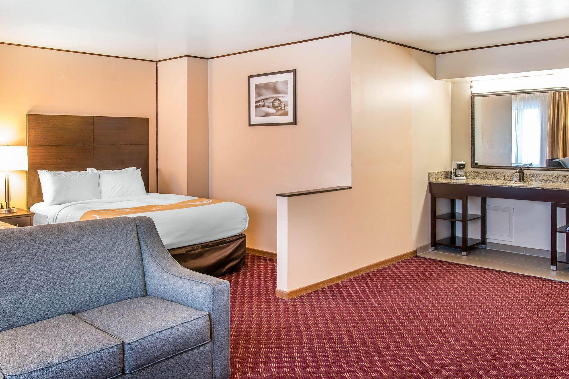 Quality Inn & Suites Houghton Kültér fotó